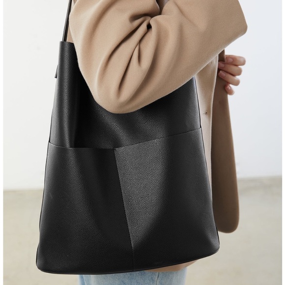 OAK + FORT Black Tote Bag - Picture 1 of 13